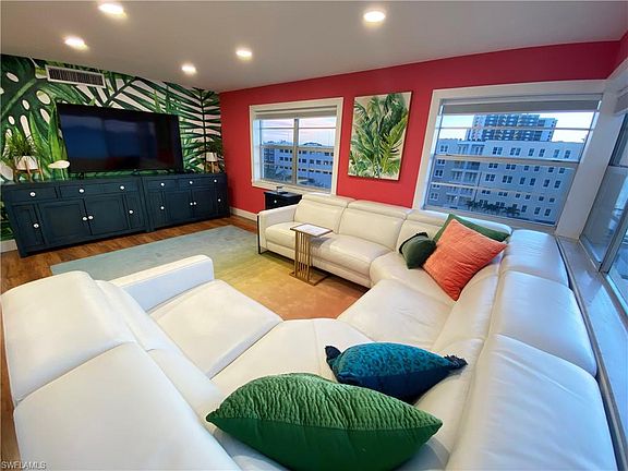 2nd image of 1900 Clifford St APT 504