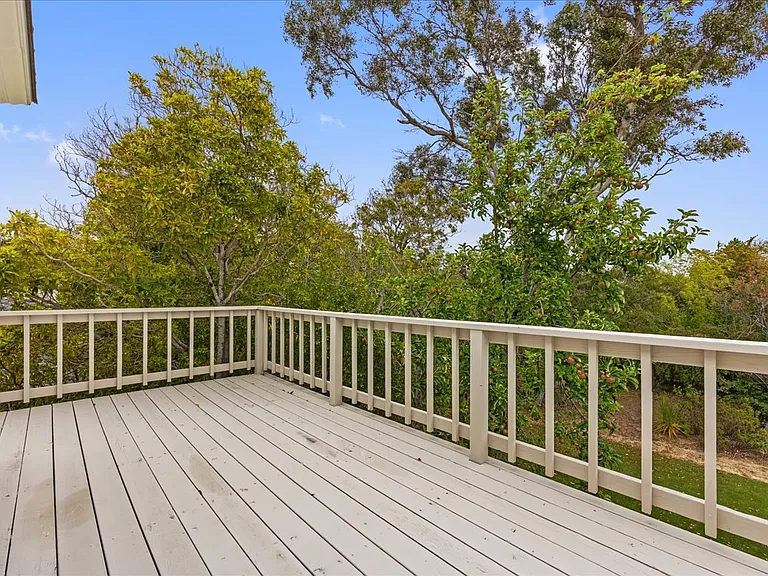 2740 Saint James Rd — Photo 20