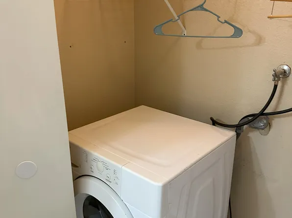 2750 S Durango Dr, Las Vegas, NV