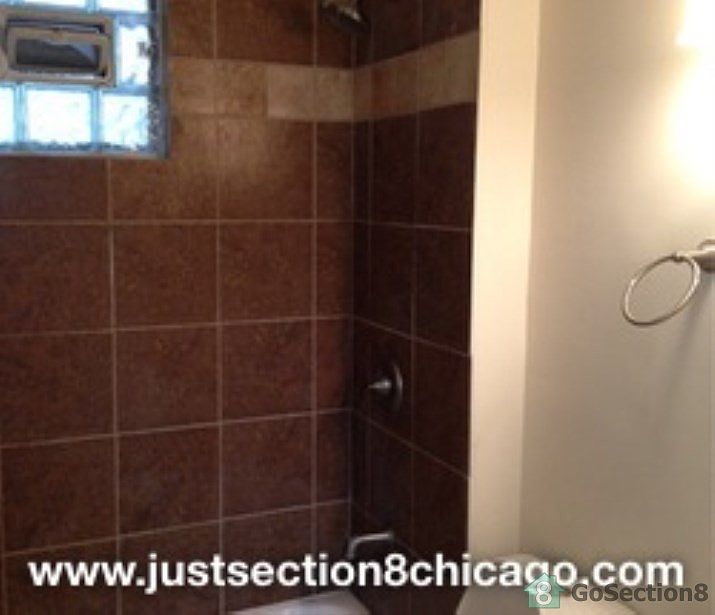 2nd image of 7520 S Ingleside Ave