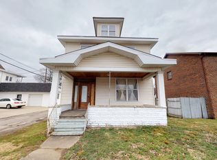 930 20th St, Huntington, WV 25703