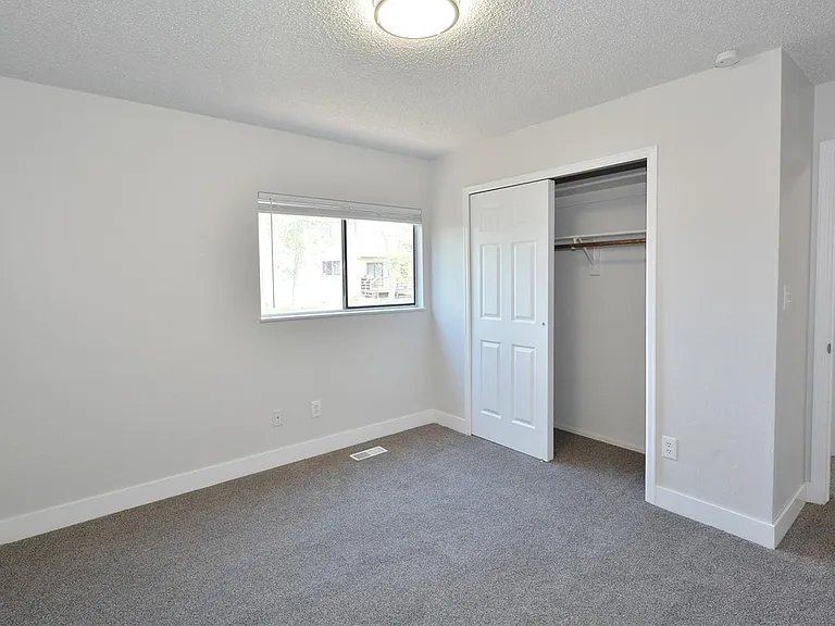 6655 Snowbird Dr — Photo 16