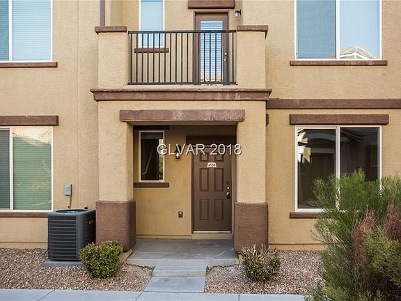 2nd image of 4538 Townwall St