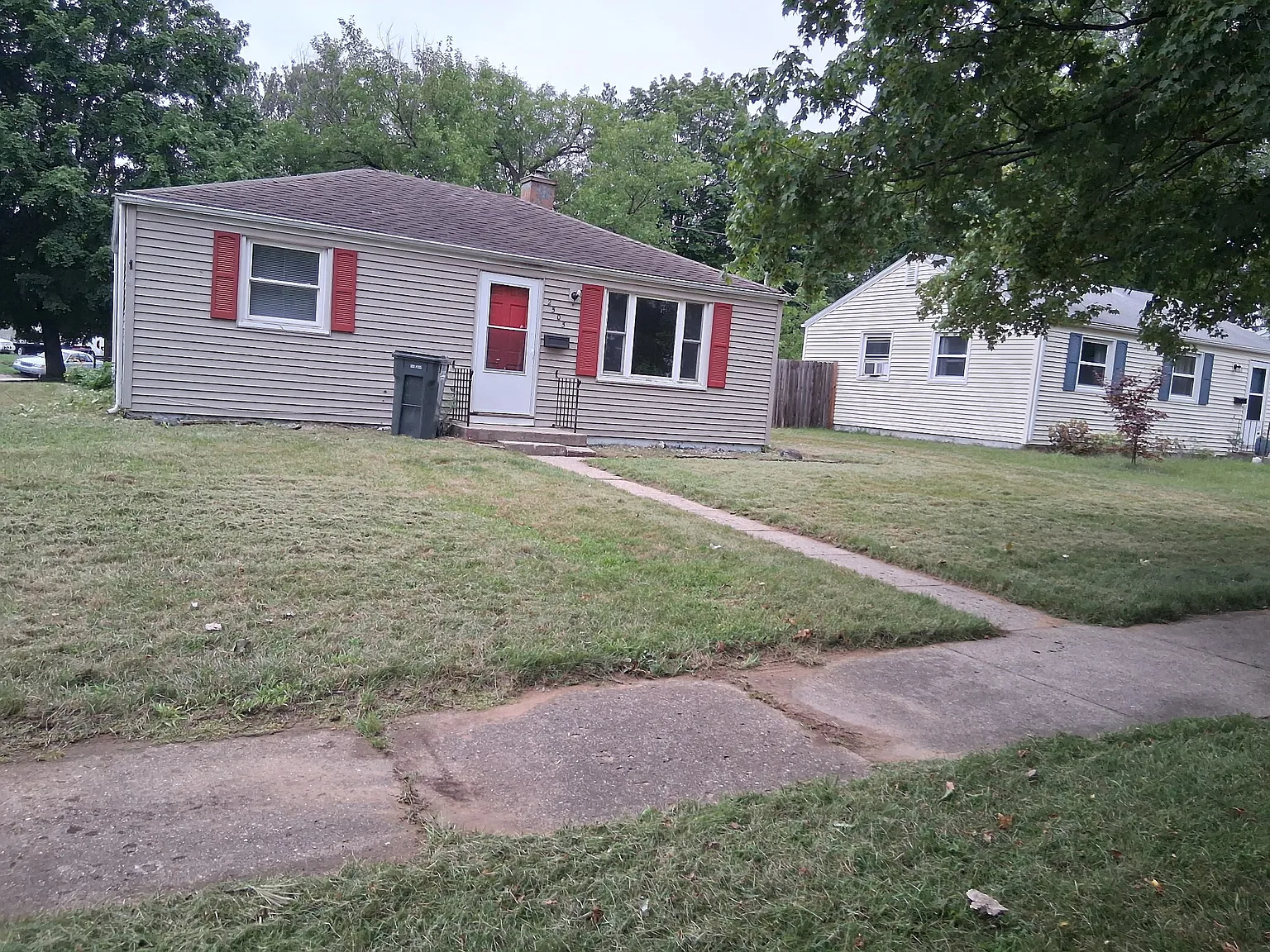 2505 Northview Dr photo 1
