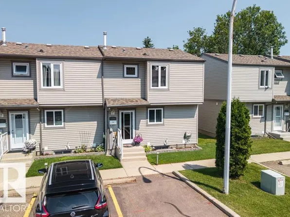 1705 Lakewood Rd S, Edmonton, AB T6K 3Y1