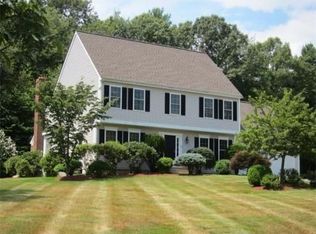 39 Lorraine Dr, Ashland, MA 01721
