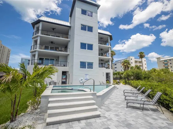 19505 Gulf Blvd, Indian Rocks Beach, FL