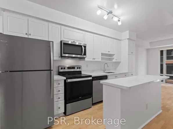 50 John St #618, Toronto, ON M5V 3T5