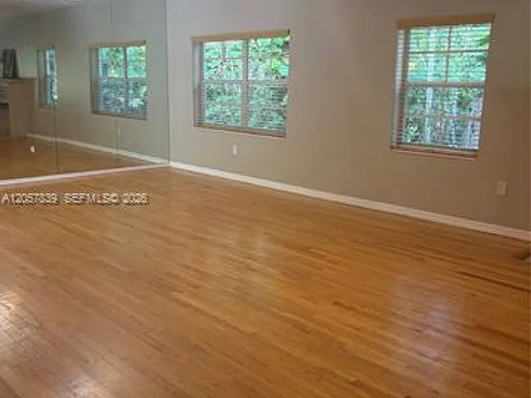 6625 Nervia St #6625 — Photo 11