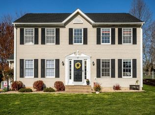 57 Arrowhead Ln, Stuarts Draft, VA 24477