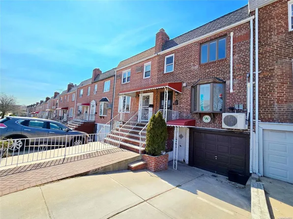 53-16 194th Street, Fresh Meadows, NY 11365