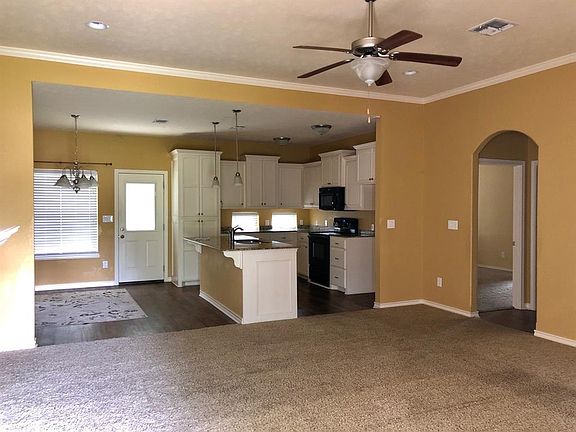 2nd image of 3436 Garrett Ln