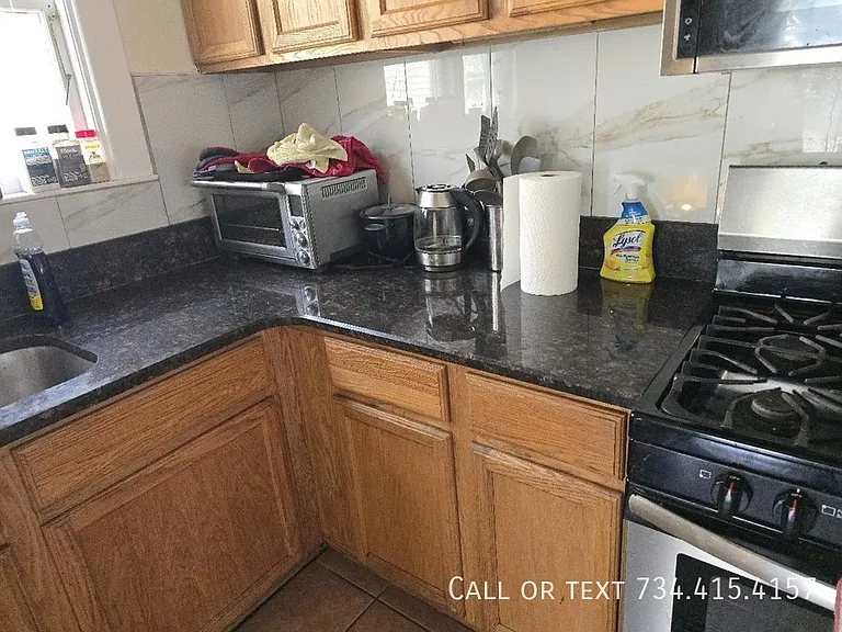 502 Benjamin St #502 — Photo 8