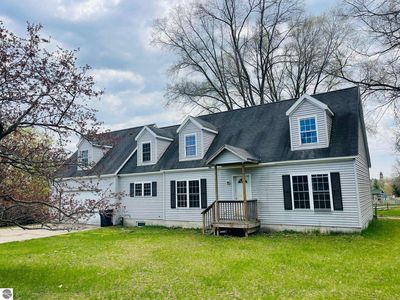 204 E Forrest Home Ave, Bellaire, MI, 49615