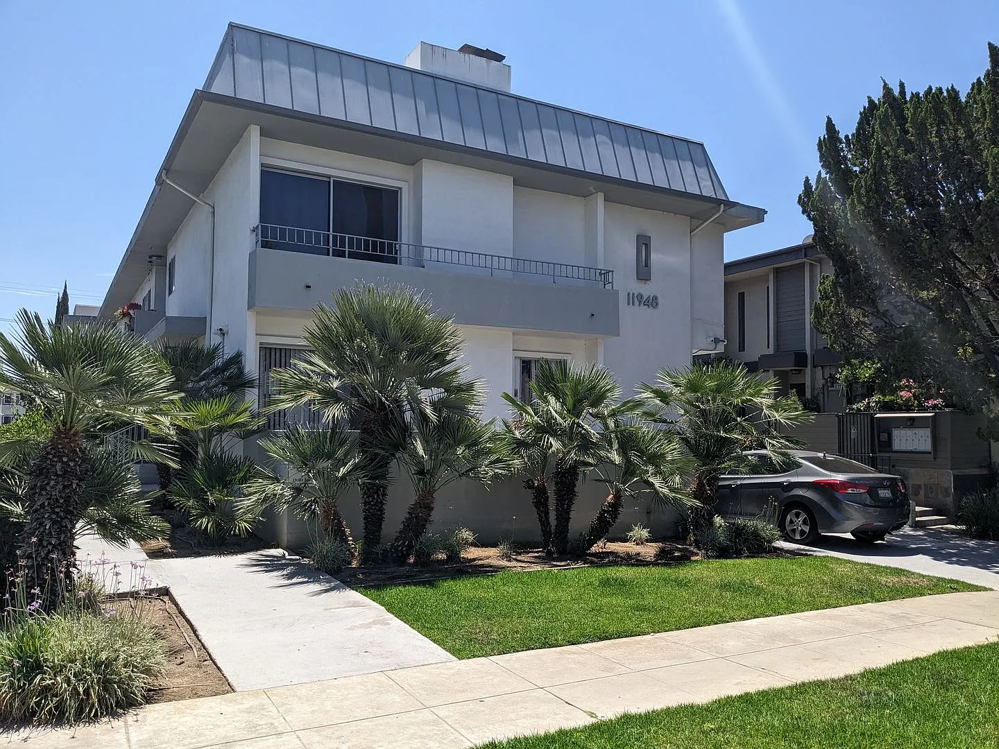 11948 Darlington Avenue — Photo 1
