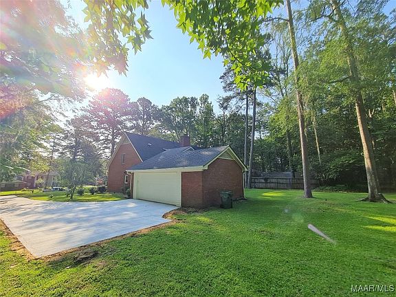 4th image of 6474 Halcyon Dr