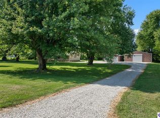 177 Wonderland Cavern Rd, Cecilia, KY 42724