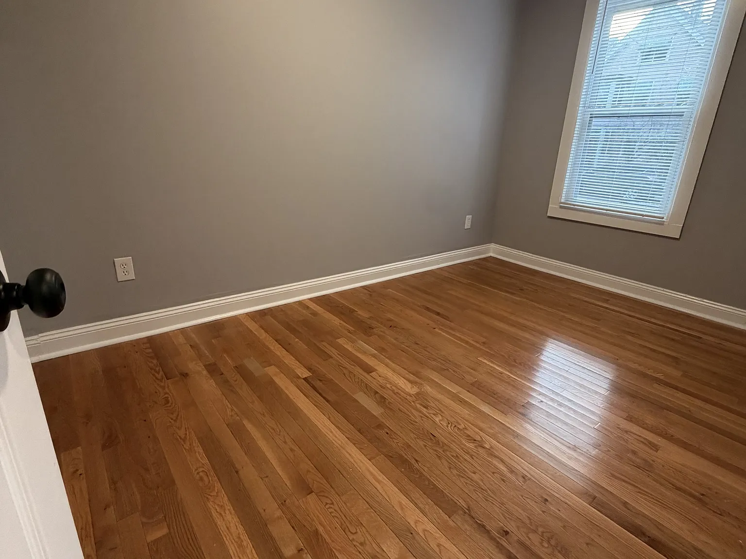 3 bed, 1152 sqft, $1,825 — Photo 3