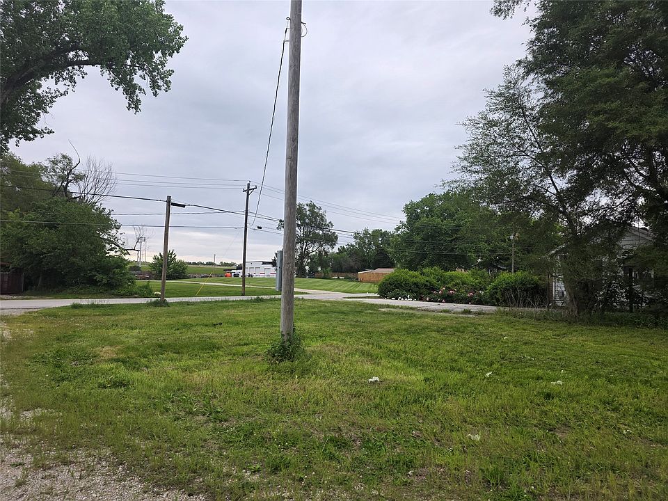 1st image of 30 NW 47th Pl