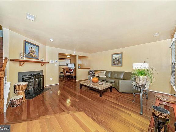 4th image of 14633 Monmouth Dr Unit 10-110
