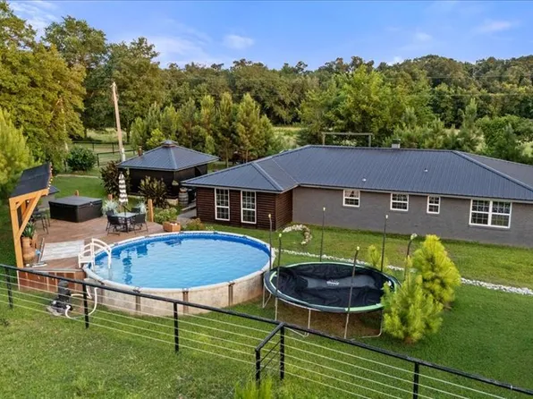 1274 W Walden Rd, Broken Bow, OK 74728