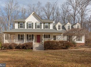 15 Lakebreeze Way, Fredericksburg, VA 22406