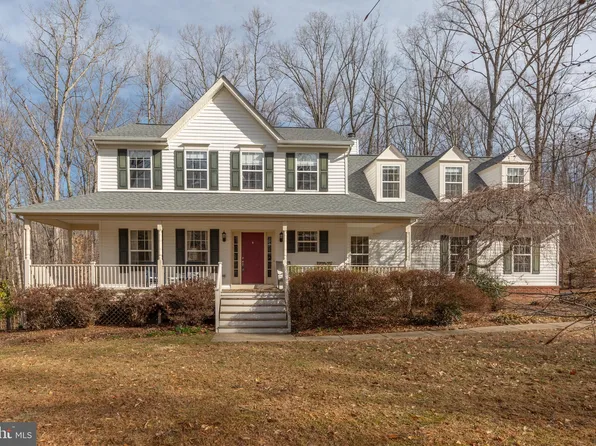 15 Lakebreeze Way, Fredericksburg, VA 22406