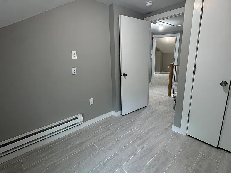 55 Lander St #2B — Photo 39