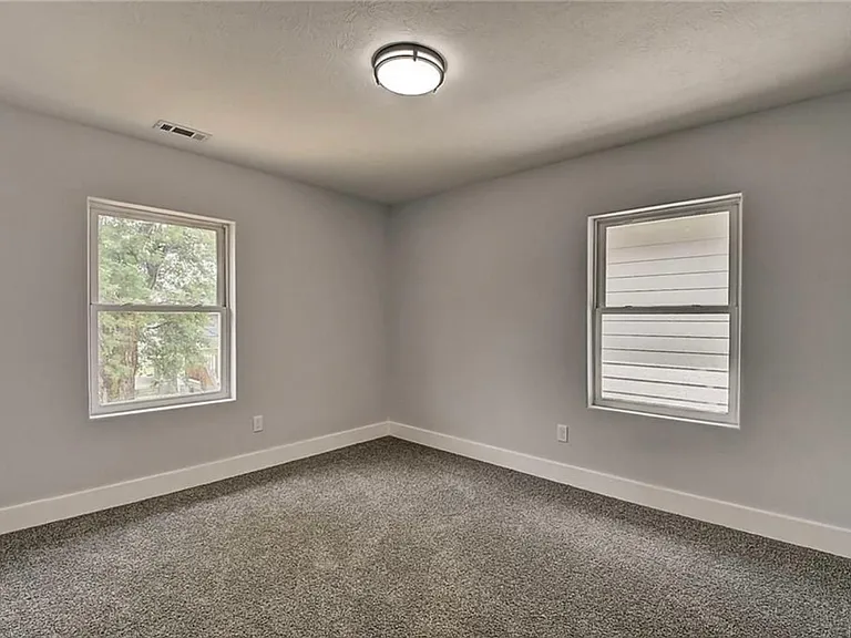 759 Terrace Ave — Photo 20