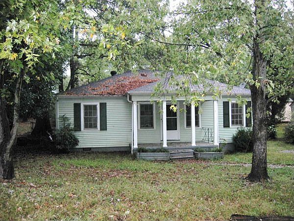 1st image of 799 Toliver St