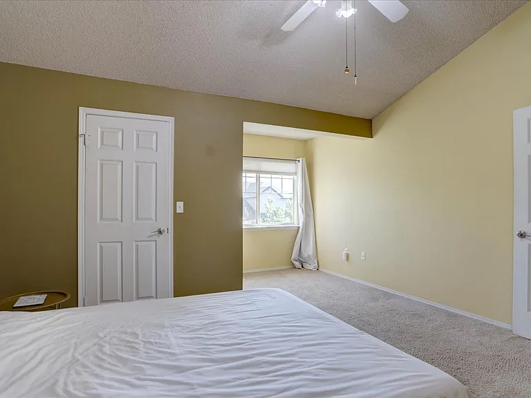 1849 Spaulding Cir — Photo 18