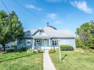 131 S High St, Mayville, WI 53050