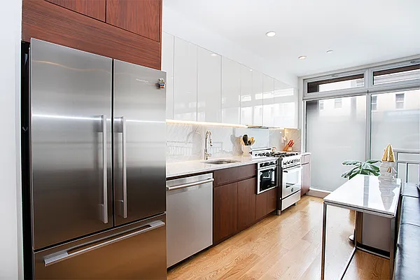 Sold by Prevu Real Estate, LLC | media 16