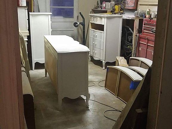 Shop/workroom/storage