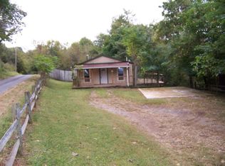 120 Coys Cove Ln, Gainesboro, TN 38562