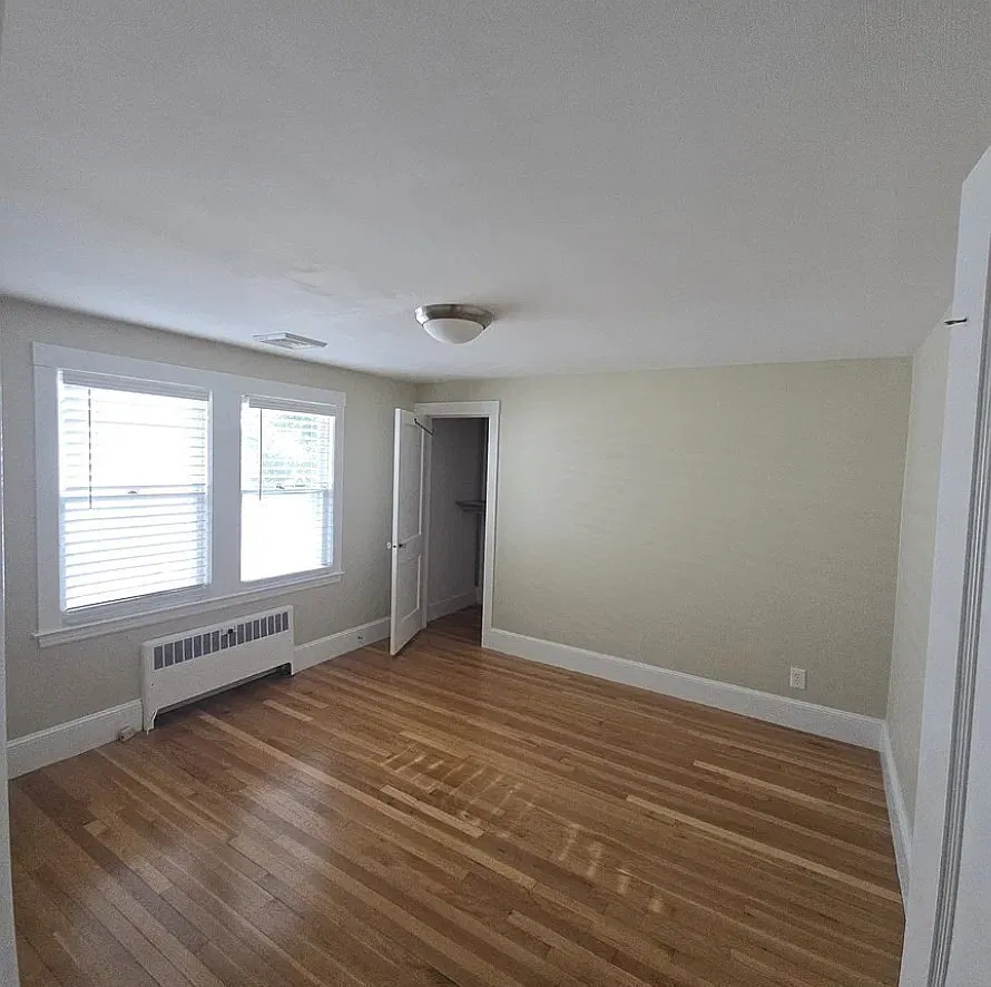 2 bed, 1.0 bath, 1156 sqft, $3,200 — Photo 4