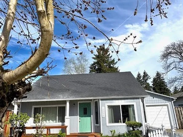 12245 SE Mill Ct, Portland, OR 97233