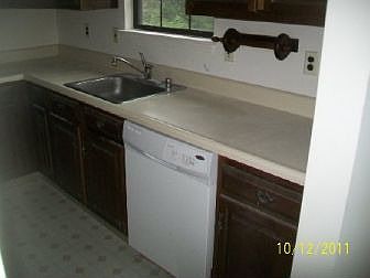 2nd image of 1100 Marion Ave