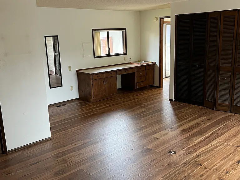 1595 Amberland Ave — Photo 17