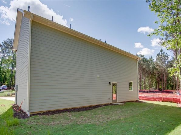 3352 Landings South Dr, Atlanta, GA 30331