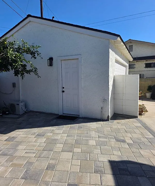2380 Westcott Ave
