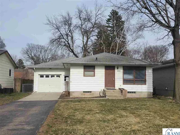 810 N Garden St, New Ulm, MN 56073