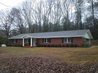 1809 Morgan Cantey Dr, Lanett, AL 36863