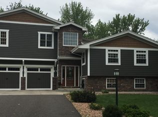 1520 8th Ave SE, Forest Lake, MN 55025