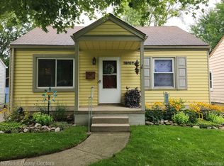20459 Delaware Ave, Redford, MI 48240