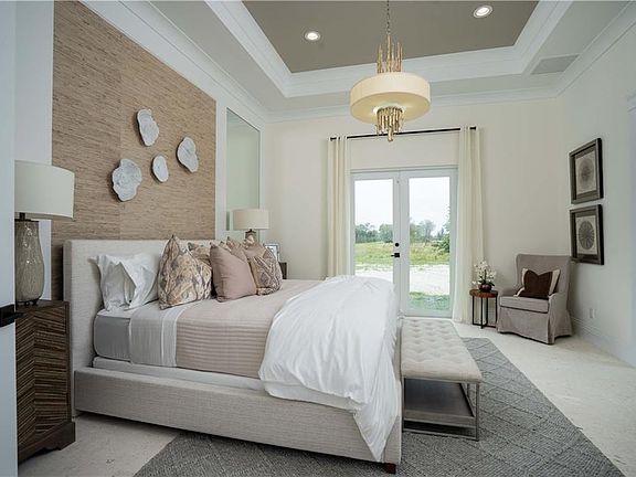 4th image of 120 Strand Dr