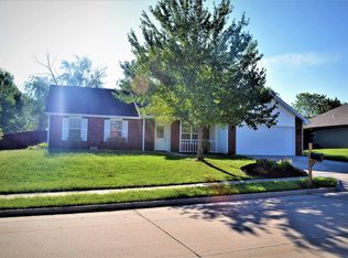 3808 Koala Dr, Columbia, MO 65202