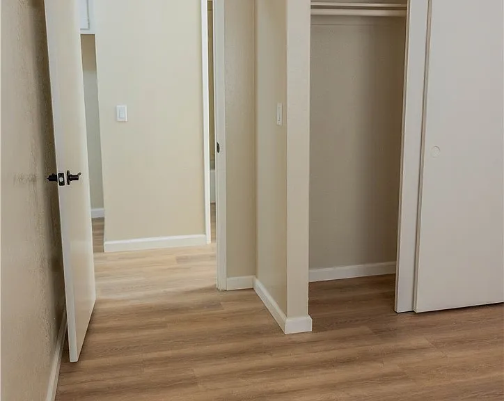 1219 N Edwards St #33 — Photo 21