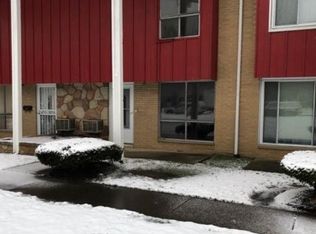 1255 E 279th St #3H, Euclid, OH