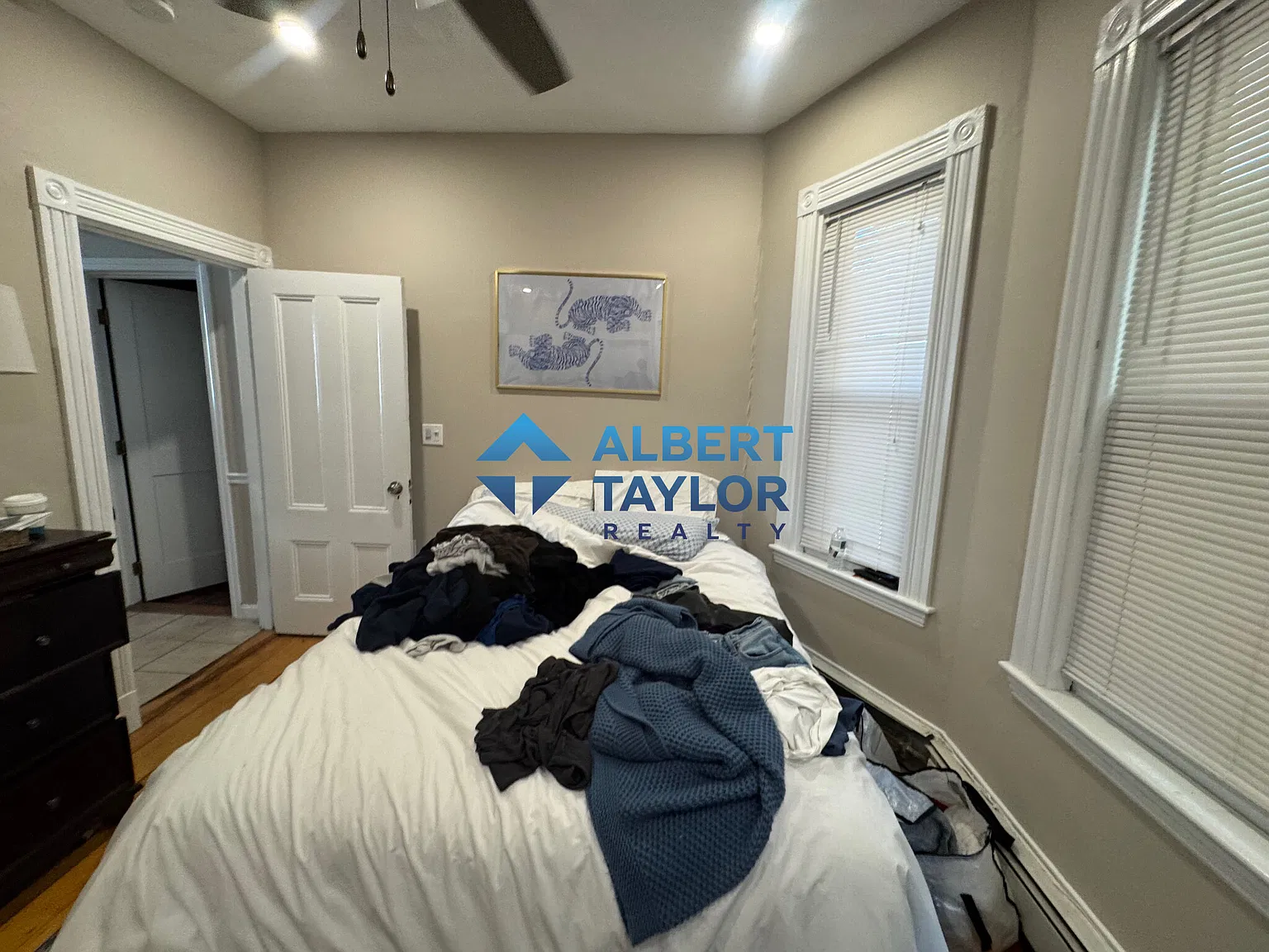 4 bed, 999 sqft, $6,800 — Photo 3